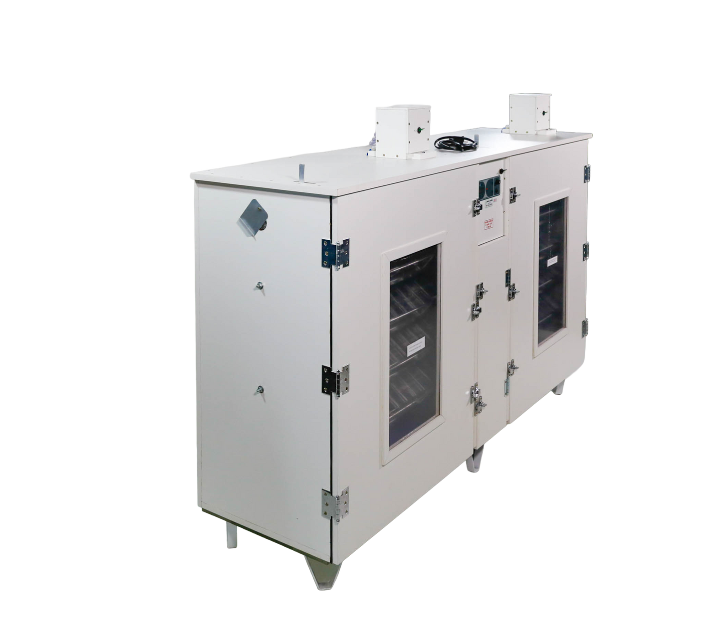 Chocadeira Elétrica p/ 728 ovos de galinha (Uma Vez ou Sistema Rodízio) Med 170x51x112cm MA16DA